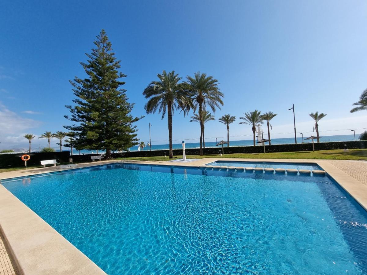 Torre Edinso Apartment Ел Кампело Екстериор снимка
